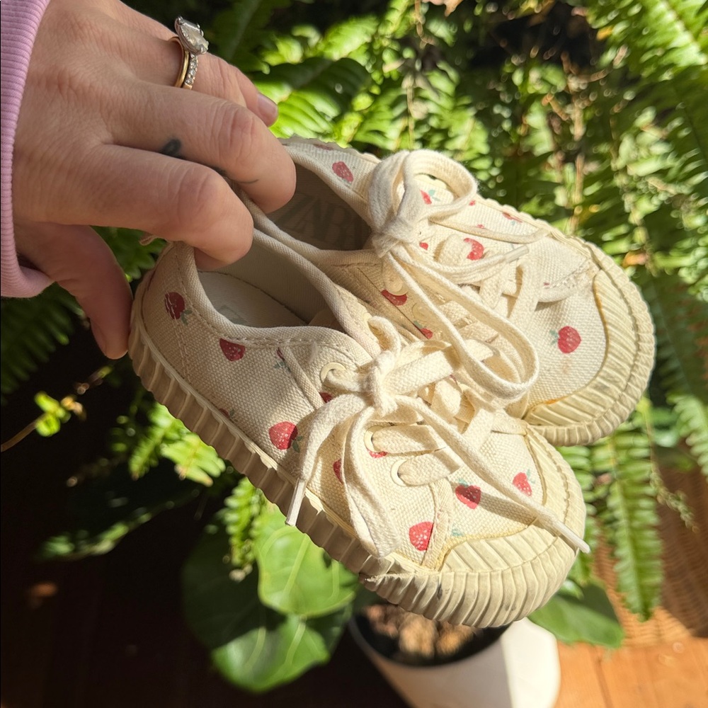 Zara Kids White Strawberry Sneakers